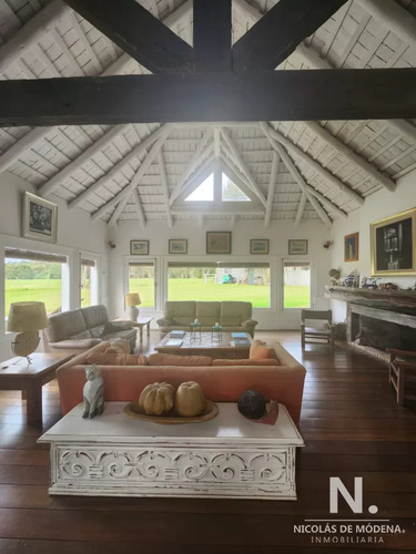 Casa De Gran Tamaño En Venta