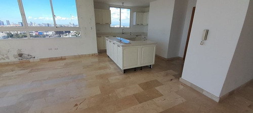 Penthouse En Evaristo Morales
