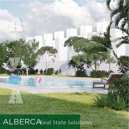 Casa En Venta Incluye 4 Paneles Solares, 3 Recamaras, 2 Niveles, Av. Petempich, Playa Del Carmen