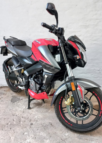 Imagen 8 de 14 de Bajaj Rouser Ns 200
