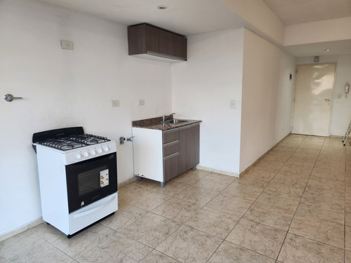 Alquiler Departamento Monoambiente En Villa Luro