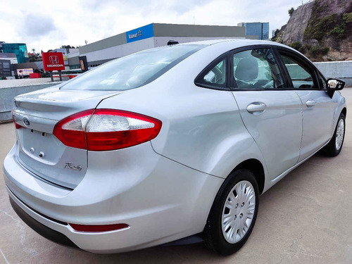 Imagen 6 de 10 de Ford Fiesta 2018 4p S L4/1.6 Aut
