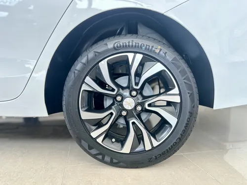 Chevrolet Onix 1.0T Premier Sedan At