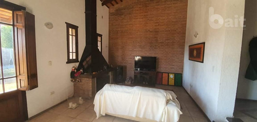 Imagen 6 de 13 de Venta Casa Villa Allende 3 Dormitorios Gran Parque Con Pileta