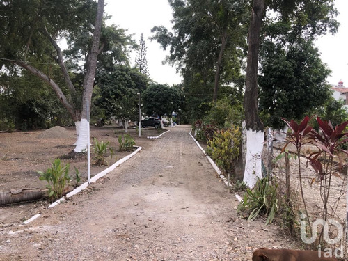 Renta Terreno 0 Ambiente Las Jarretaderas