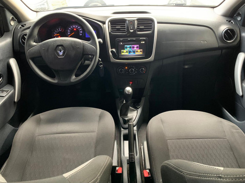 Renault Sandero Expr 10