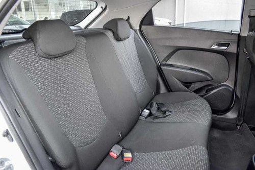 Imagem 10 de 15 de Hyundai Hb20 1.0mt Comfort Plus