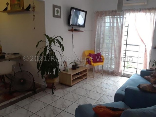 Imagen 9 de 14 de Rentahouse Vende San Diego 22-6419 Yudermy M. 0414-4115155