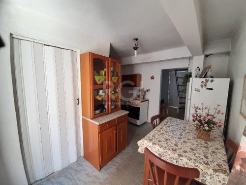 Casa Em Partenon Com 4 Dormitórios - Sc12582
