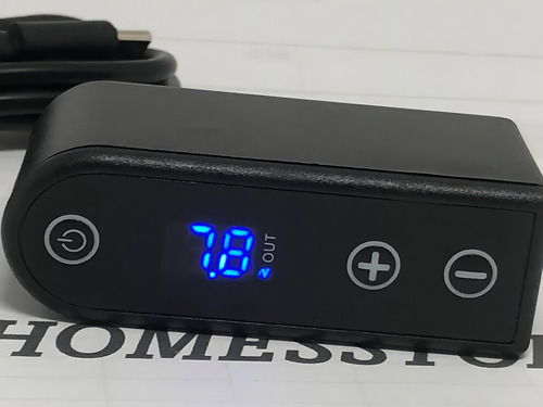 Mini Bateria Portátil Digital Entrada Rca Tatuagem Tattoo Rj Cor Preto Com Led Azul