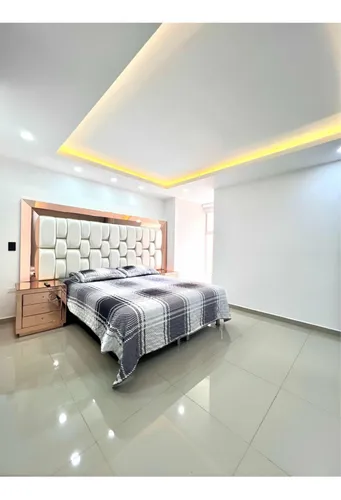 Amplio Apartamento En Laureles.