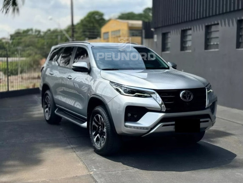Toyota Hilux SW4 2.8 Srx 204Cv 4X4 7As At
