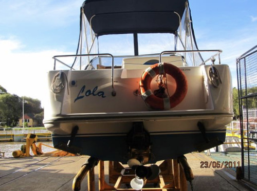 Crucero Intruder 7.20, Motor Mercruiser 4.3 Pata Alpha One.