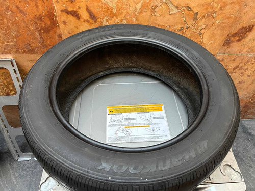 Llanta Hankook Óptimo H725 235/55 Rin 19 Usada H (Usado)