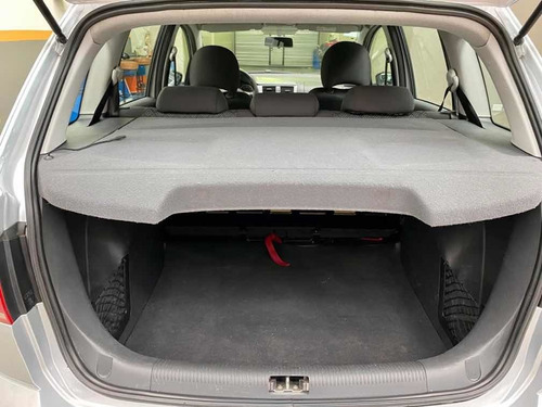 Volkswagen Suran 1.6 Comfortline 101cv 2016