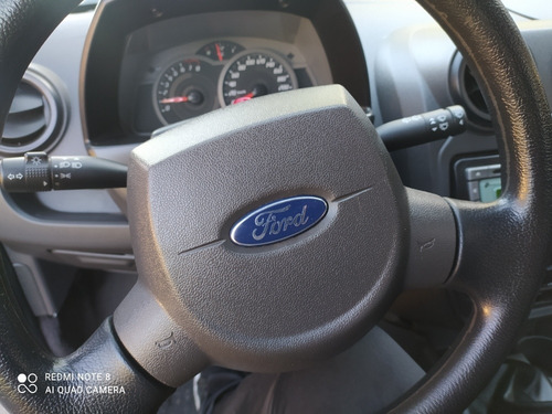 Imagen 8 de 11 de Ford Ka 1.6 Fly Viral 95cv 2014 Tomo Autos Y Motos