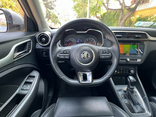 Imagen 12 de 25 de Mg Zs Automático Confort 2020 Flamantísimo