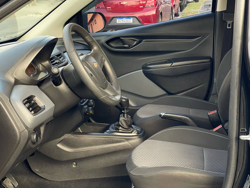 Chevrolet Onix plus 1.0 JOY