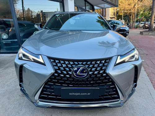 Lexus UX 250h Luxury