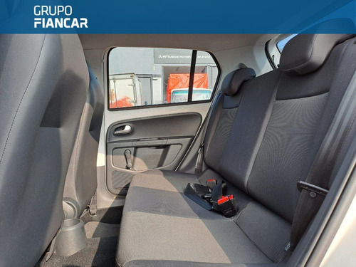 Imagen 8 de 14 de Volkswagen Up Move 2020