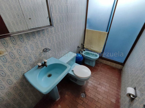 Vendo Apartamento En Turmero (castel Grande), Código 25-13554 Cm Leer Descripción