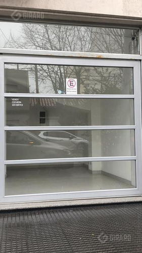 Imagen 2 de 3 de Cochera En Venta - Macrocentro