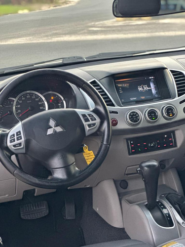 Mitsubishi L200 3.5 CD V6 24V Flex Aut.