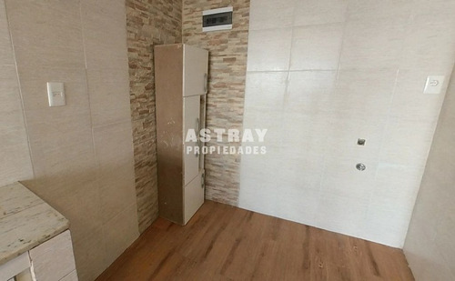 Imagen 8 de 16 de Casa En Venta De 3 Dormitorios En La Blanqueada (ref: Ast-2572)