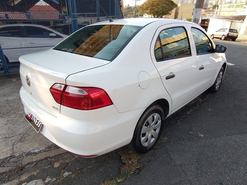 Imagem 2 de 14 de Volkswagen Voyage 1.6 Trendline 8v Flex 4p Manual