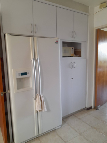 Imagen 13 de 27 de Townhouse En Urbanismo Privado La Mapora. Rodeado De Vegetación.