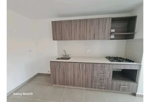 Apartamento En Venta En La Colina Itagüí