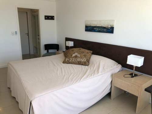 Departamento En Alquiler Zona Conrad- Ref: 193