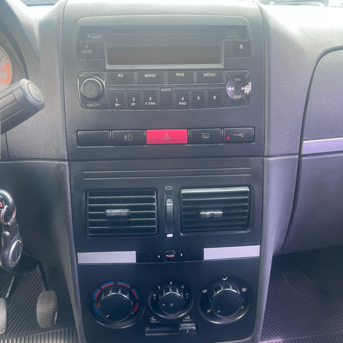 Fiat Idea 1.4 Elx Flex 5p