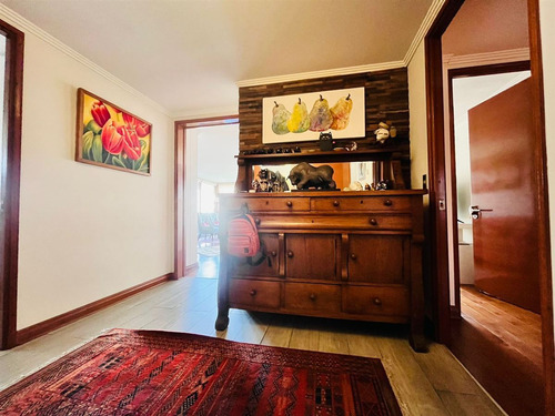 Departamento En Venta De 4 Dormitorios En Las Condes