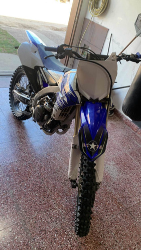 Imagen 2 de 18 de Yamaha Yzf 450f