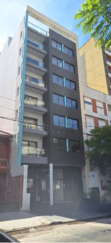 Departamento En Venta En Lanus Este