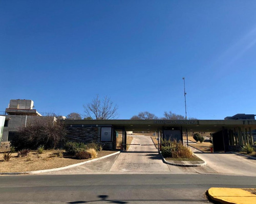 Lote En Venta 1338 M2, Escritura. B° Privado Altos De Carlos Paz, Villa Carlos Paz.
