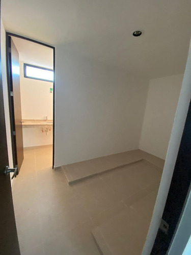 Casa En Venta Merida, Conkal En Privada, Modelo 186, Entrega Inmediata.