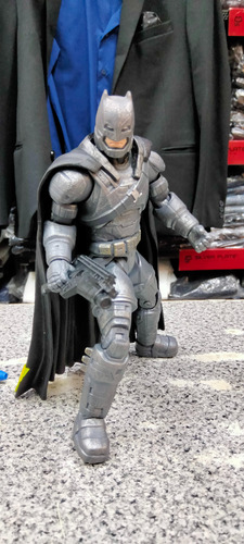 Dc Batman Armored, Multiverse, Ben Affleck , Con Accesorio!! (Usado)