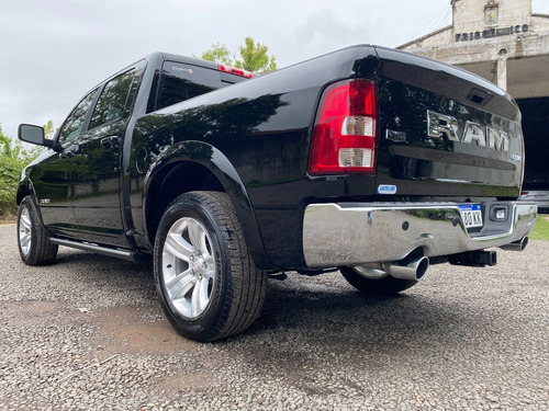 Ram 1500 Laramie V8