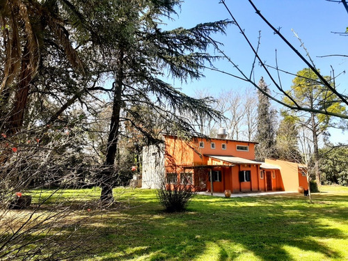 Casa Quinta 2.300mts Totales