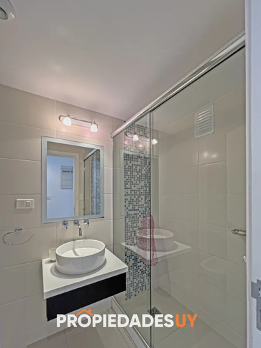 Apartamento - Venta Y Alquiler- 2 Dormitorios - Aidy Grill - Punta Del Este