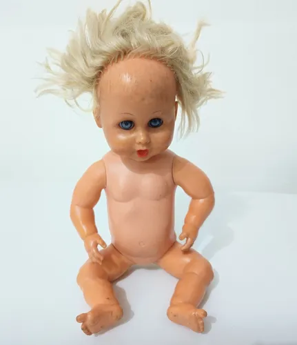 Muñeca que arrulla a su bebe hotsell