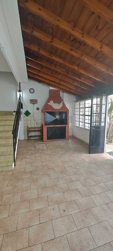 Alquiler De Casa En Isidro Casanova, La Matanza