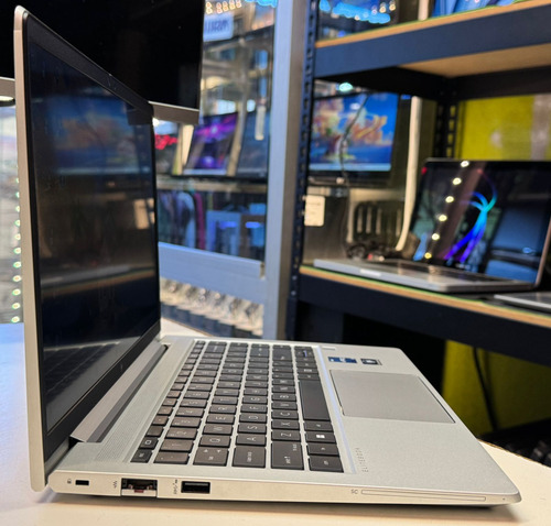 Hp Elitebook 640 G9 Notebook I7 12va Gen, 32gb Ram, 1tb Ssd (Reacondicionado)