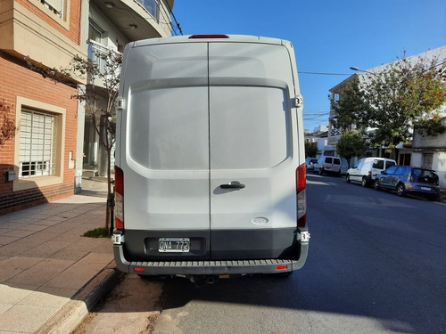 Ford Transit 2.2 Furgon Mediano 350m 2015