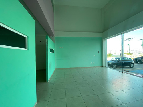 Local En Renta Plaza Gerbera León Gto 60 M2