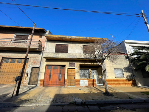 Venta En Block :dos Casas-propiedad Nueva Propiedad A Reciclar San Martin