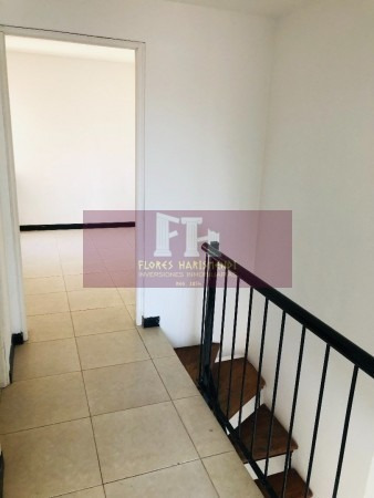 Imagen 11 de 22 de Fh Ph En Duplex Primer Piso Por Escalera, Impecable.
