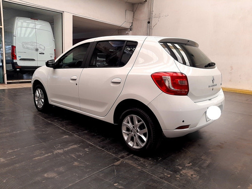 Imagen 3 de 11 de Renault Sandero 1.6 Privilege